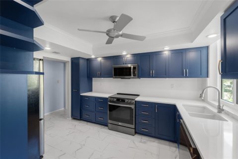 Copropriété à vendre à Sarasota, Floride: 2 chambres, 144 m2 № 2344482 - photo 27
