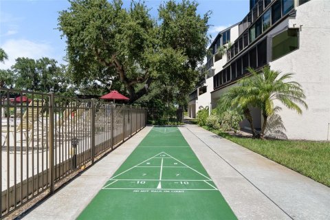 Copropriété à vendre à Sarasota, Floride: 2 chambres, 144 m2 № 2344482 - photo 12