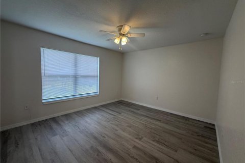 Touwnhouse à louer à Poinciana, Floride: 3 chambres, 141.21 m2 № 2409880 - photo 15