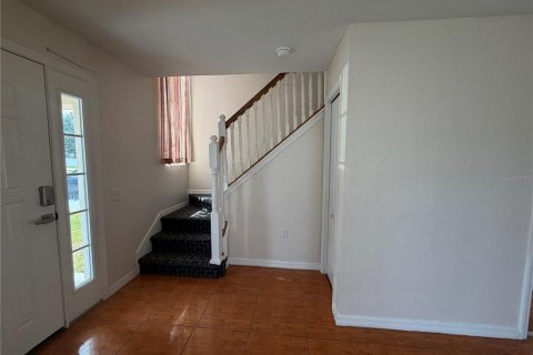 Touwnhouse à louer à Poinciana, Floride: 3 chambres, 141.21 m2 № 2409880 - photo 3