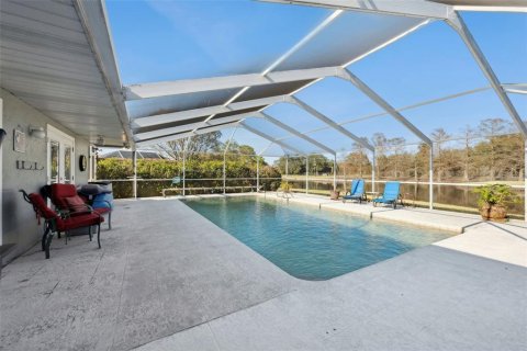 Villa ou maison à vendre à Winter Haven, Floride: 3 chambres, 180.88 m2 № 2424110 - photo 28