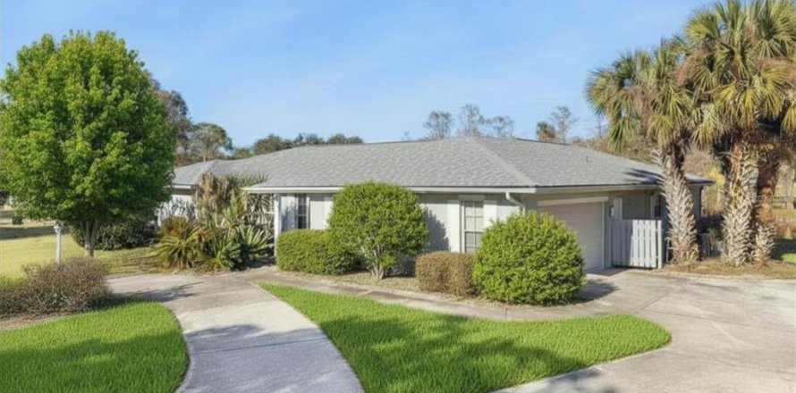 Villa ou maison à Winter Haven, Floride 3 chambres, 180.88 m2 № 2424110