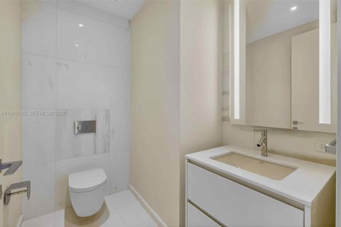 Купить кондоминиум в Майами, Флорида 2 спальни, 133.5м2, № 2006236 - фото 22