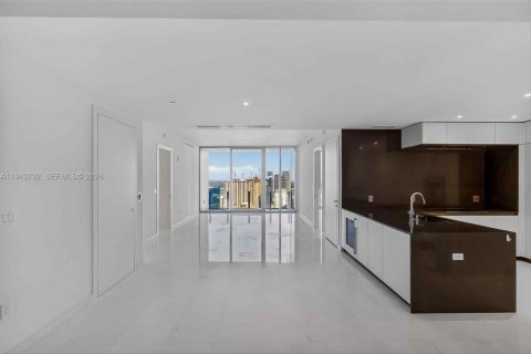 Купить кондоминиум в Майами, Флорида 2 спальни, 133.5м2, № 2006236 - фото 2