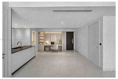 Купить кондоминиум в Майами, Флорида 2 спальни, 133.5м2, № 2006236 - фото 7