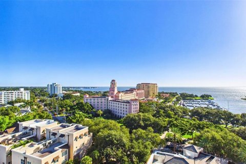Copropriété à vendre à Saint Petersburg, Floride: 2 chambres, 204.66 m2 № 2425459 - photo 14