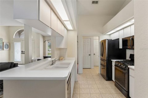 Villa ou maison à vendre à Brooksville, Floride: 3 chambres, 139.54 m2 № 2401181 - photo 15