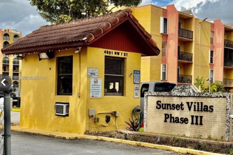 Снять в аренду квартиру в Майами, Флорида 2 спальни, 65.87м2, № 1992655 - фото 15