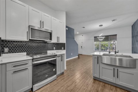 Купить виллу или дом в Орландо, Флорида 7 комнат, 192.87м2, № 2238747 - фото 16