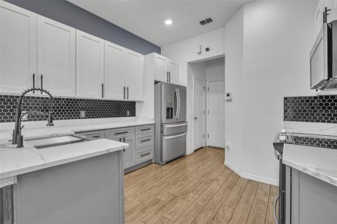 Купить виллу или дом в Орландо, Флорида 7 комнат, 192.87м2, № 2238747 - фото 15
