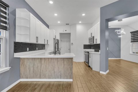 Купить виллу или дом в Орландо, Флорида 7 комнат, 192.87м2, № 2238747 - фото 13
