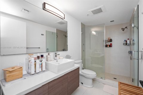 Condominio en venta en Miami, Florida, 2 dormitorios, 96.34 m2 № 2078208 - foto 15