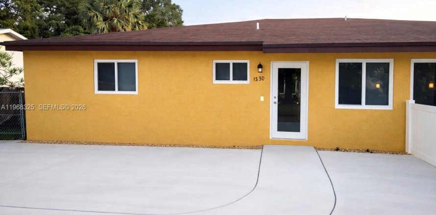 Дом в Форт-Лодердейл, Флорида 3 спальни, 228.91м2 № 2030504