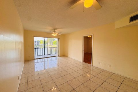 Copropriété à louer à Tamarac, Floride: 1 chambre, 69.68 m2 № 2261993 - photo 17
