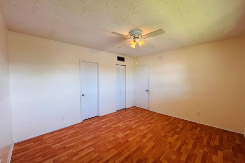 Copropriété à louer à Tamarac, Floride: 1 chambre, 69.68 m2 № 2261993 - photo 5