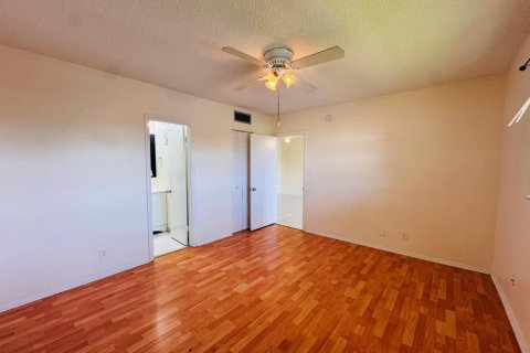 Copropriété à louer à Tamarac, Floride: 1 chambre, 69.68 m2 № 2261993 - photo 13