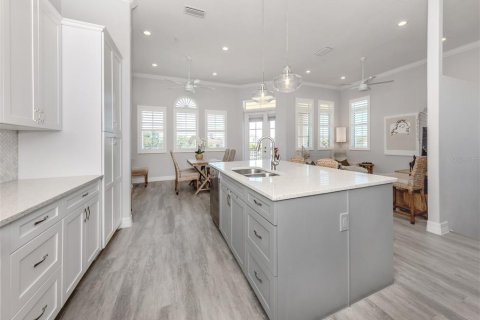 Condo in Venice, Florida, 2 bedrooms  № 1628322 - photo 17