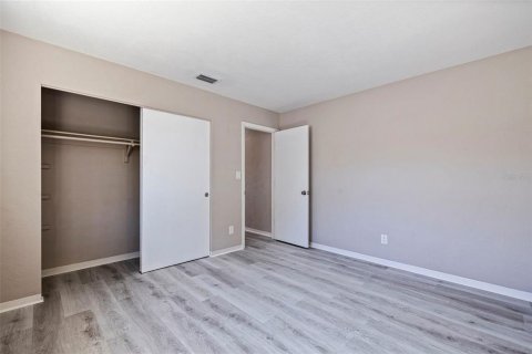 Villa ou maison à vendre à Saint Petersburg, Floride: 3 chambres, 155.52 m2 № 2142347 - photo 27
