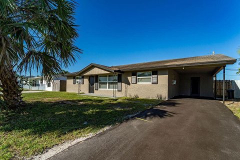 Villa ou maison à Palm Beach Gardens, Floride 4 chambres, 133.97 m2 № 2268849