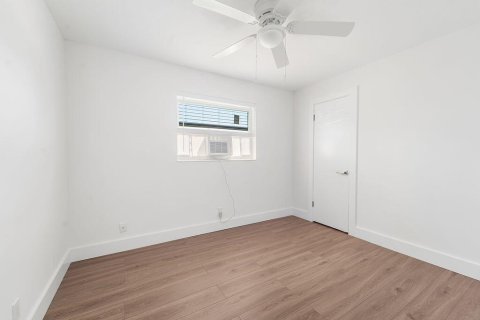 Villa ou maison à louer à Palm Beach Gardens, Floride: 4 chambres, 133.97 m2 № 2268849 - photo 14