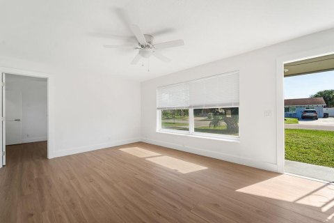 Villa ou maison à louer à Palm Beach Gardens, Floride: 4 chambres, 133.97 m2 № 2268849 - photo 3