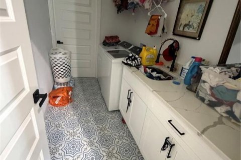 Villa ou maison à louer à Ocala, Floride: 3 chambres, 138.15 m2 № 2380535 - photo 10