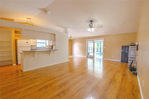 House in Tampa, Florida 3 bedrooms, 113.53 sq.m. № 1795853 - photo 12