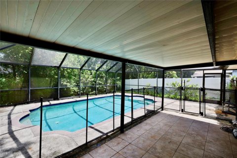 House in Tampa, Florida 3 bedrooms, 113.53 sq.m. № 1795853 - photo 26