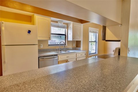 House in Tampa, Florida 3 bedrooms, 113.53 sq.m. № 1795853 - photo 4