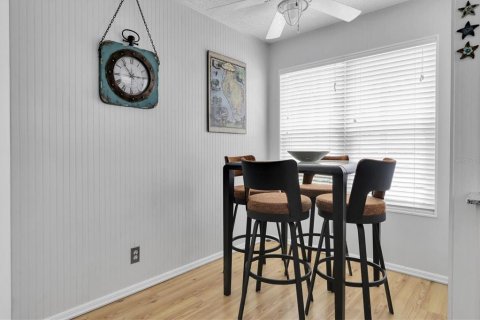Condo in Saint Petersburg, Florida, 2 bedrooms  № 1680062 - photo 17