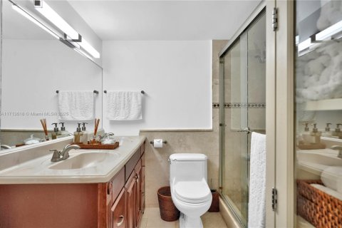 Купить кондоминиум в Майами-Бич, Флорида 1 спальня, 87.61м2, № 1985054 - фото 18