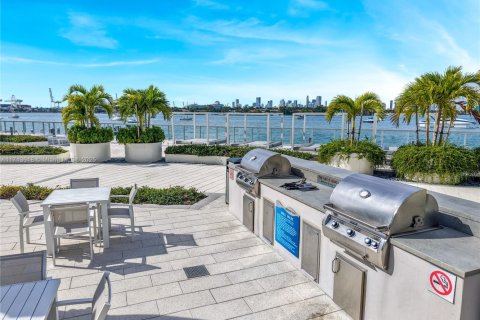 Купить кондоминиум в Майами-Бич, Флорида 1 спальня, 87.61м2, № 1985054 - фото 28