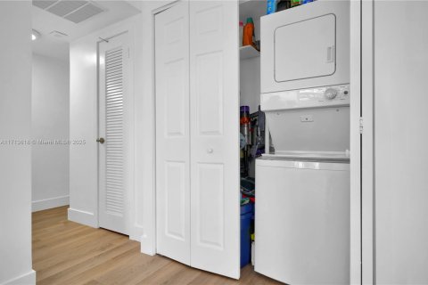 Купить кондоминиум в Майами-Бич, Флорида 1 спальня, 87.61м2, № 1985054 - фото 9