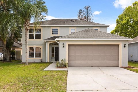 House in Orlando, Florida 4 bedrooms, 201.6 sq.m. № 2215858