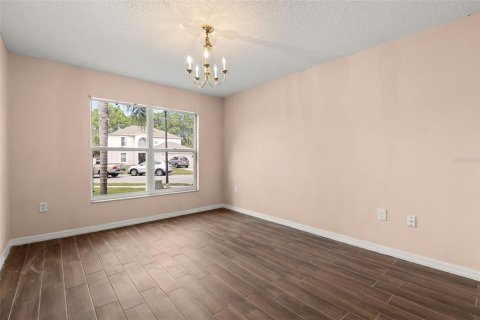House in Orlando, Florida 4 bedrooms, 201.6 sq.m. № 2215858 - photo 5