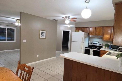 House in Dunnellon, Florida 2 bedrooms, 106.74 sq.m. № 2217796 - photo 12