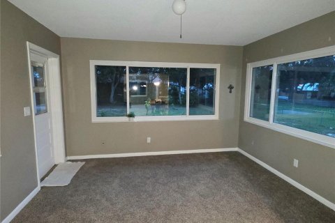 House in Dunnellon, Florida 2 bedrooms, 106.74 sq.m. № 2217796 - photo 5