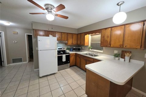 House in Dunnellon, Florida 2 bedrooms, 106.74 sq.m. № 2217796 - photo 11