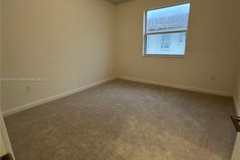 Adosado en alquiler en Homestead, Florida, 3 dormitorios № 1946066 - foto 23