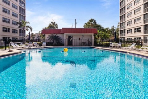 Condominio en venta en Venice, Florida, 2 dormitorios, 83.61 m2 № 1004061 - foto 2
