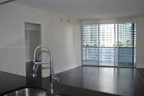 Condo in Miami, Florida, 1 bedroom № 2153313 - photo 5