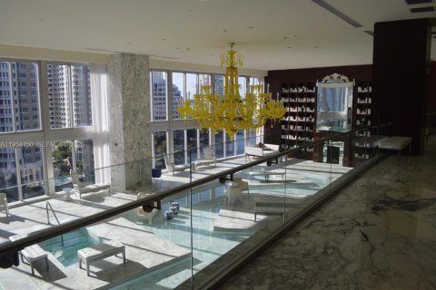 Condo in Miami, Florida, 1 bedroom № 2153313 - photo 18