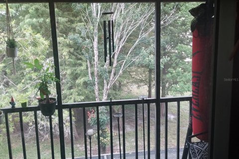 Condo in Tampa, Florida, 1 bedroom  № 2156293 - photo 10