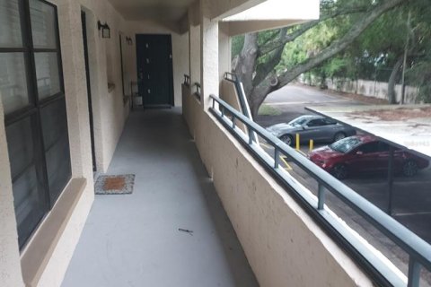 Condo in Tampa, Florida, 1 bedroom  № 2156293 - photo 3