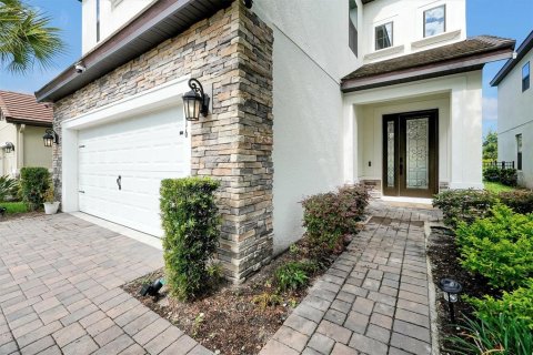 House in Winter Park, Florida 4 bedrooms, 204.01 sq.m. № 2147495 - photo 2