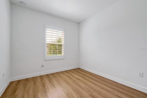 House in Winter Park, Florida 4 bedrooms, 204.01 sq.m. № 2147495 - photo 29