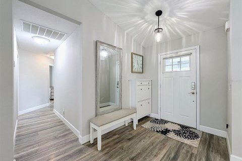 Villa ou maison à vendre à Auburndale, Floride: 4 chambres, 178.47 m2 № 2437134 - photo 5