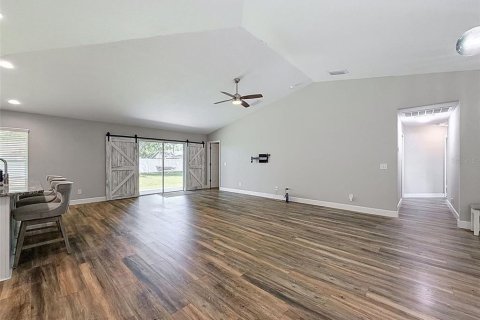 Villa ou maison à vendre à Auburndale, Floride: 4 chambres, 178.47 m2 № 2437134 - photo 9