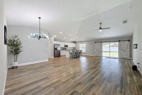 Villa ou maison à vendre à Auburndale, Floride: 4 chambres, 178.47 m2 № 2437134 - photo 6