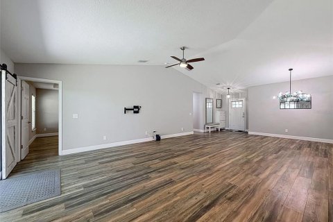 Villa ou maison à vendre à Auburndale, Floride: 4 chambres, 178.47 m2 № 2437134 - photo 11